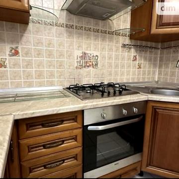 Євгена Чикаленка вул., 68а