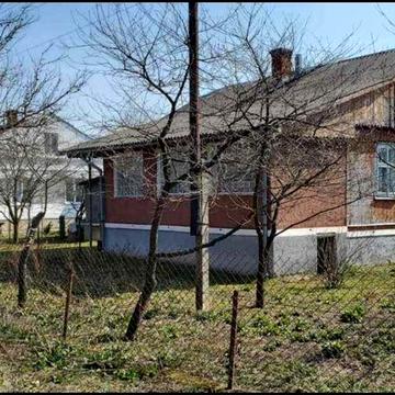 Затишний Будинок у Добромилі (Вул. Мазепи, 4)