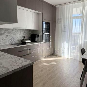 Академіка Заболотного вул., 15-В