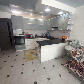 Терміново продається квартира по вул злуки