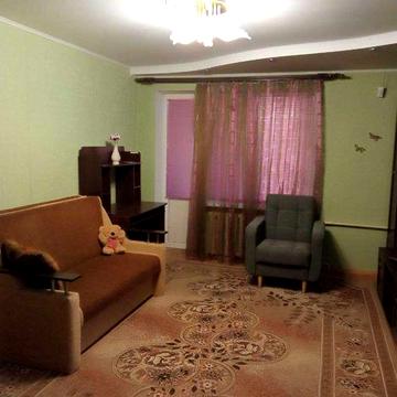 Продам квартиру з меблями та технікою, пр. Моторобудівників (гортоп)