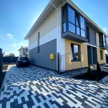 Готовий будинок-дуплекс в с. Гатне, вул Бузкова