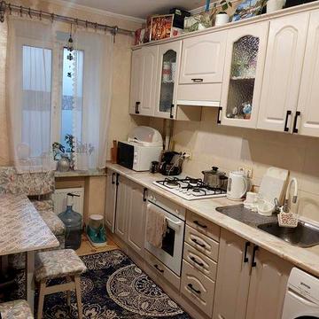 Продам 3 кімнатну квартиру з автономним опаленням.