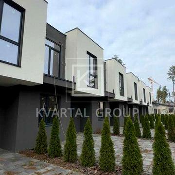 Продаж таунхаус поруч з парком в Гостомелі! Без комісії!