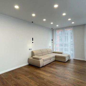 Миколи Гулака вул., 4