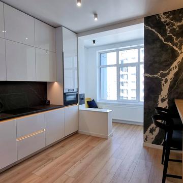 Андрія Верхогляда вул. (Михайла Драгомирова), 17