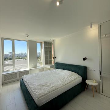 Березнева вул., 16