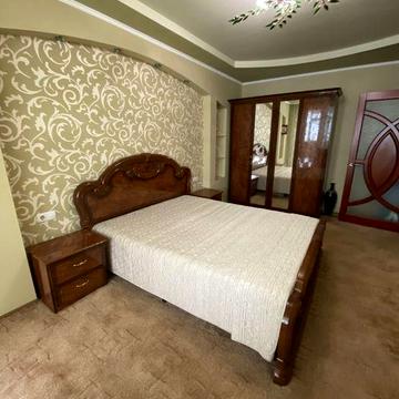 Сдам 2-х комнатную квартиру  м- р Горизонт