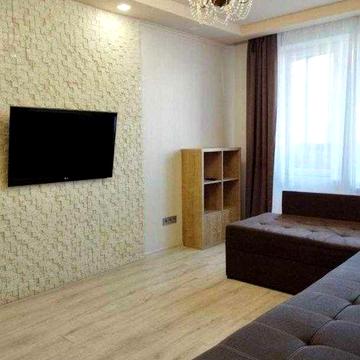 Срочно продам 1 комнатную квартиру в Индустриальном районе.