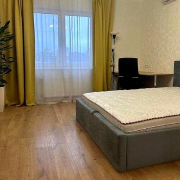 Новопольова вул., 2