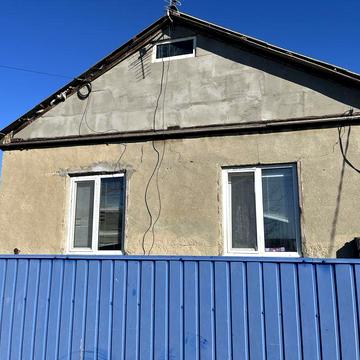 Продаетьсь терміново дім