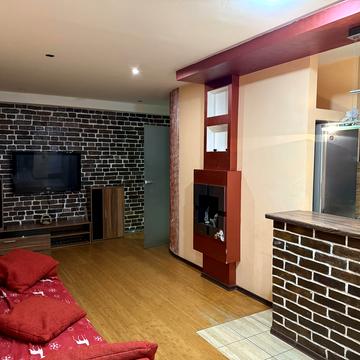 Привокзальна вул., 10/1