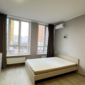 Каховська вул., 62-А