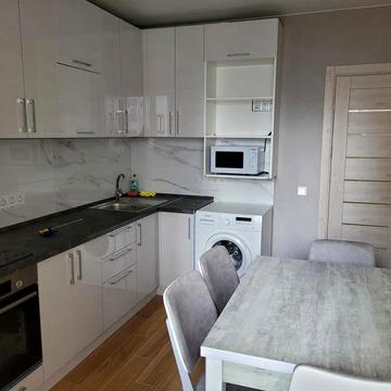 Ревуцького вул., 42