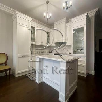 Авіаконструктора Антонова вул., 2-А