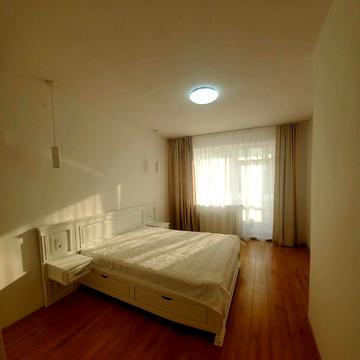 Богдана-Ігора Антонича вул., 5а