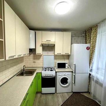 Продаж 1к квартири вул. М.Ушакова 4-м.Житомирська, Академмістечко