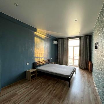 Поштовий просп. (Карла Маркса), 11