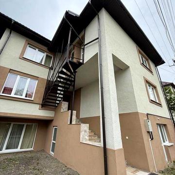 Продаж  Будинку з сучасним ремонтом