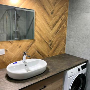 Салютна вул., 2