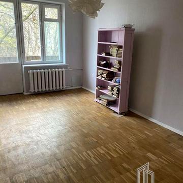 Щусєва вул., 8