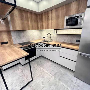 Голосіївський просп. (40-річчя Жовтня), 76