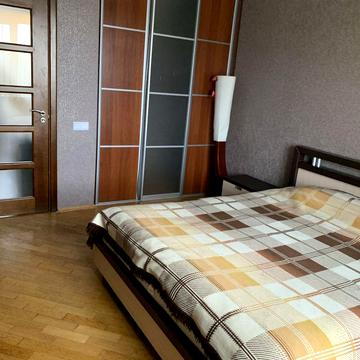 Якуба Коласа вул., 2