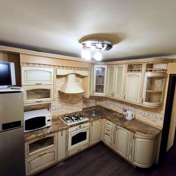 Героїв просп., 34