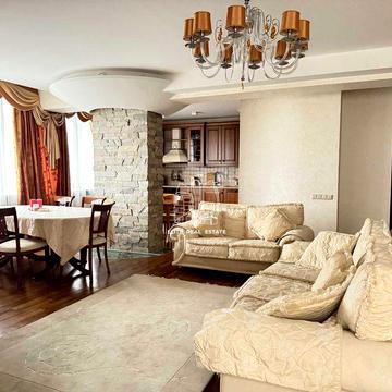 Аренда 3к.кв. Старонаводницкая 4-В, Печерская, Леси Украинки