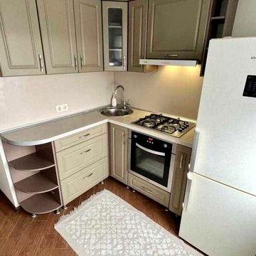 Продам 1 ком квартиру с ремонтом на Холодной Горе