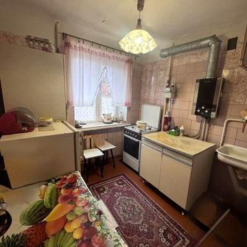 Продаж двух кімнатна квартира