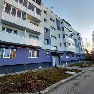 8 Березня вул., 10