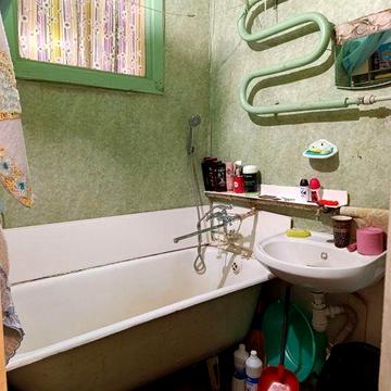 Продам двухкомнатную квартиру район проспект Александра Поля верх