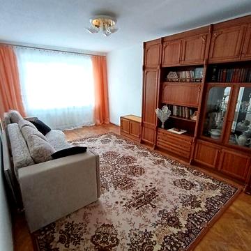 Довгострокова оренда 3к Квартира Івана Сірка вулиця