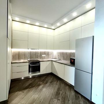 Італійський бульв., 1б