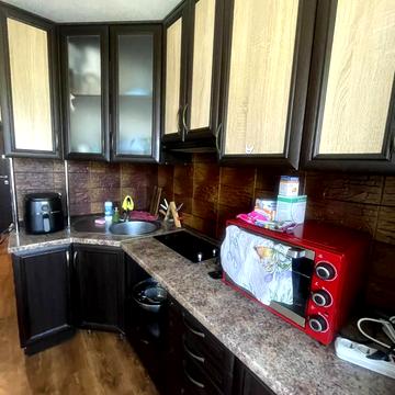 Назарія Яремчука вул., 34