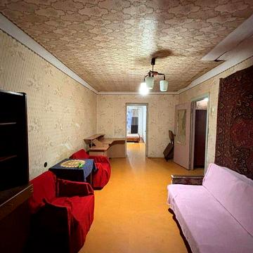 Рєпіна вул., 16