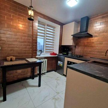 Продам 1 ком с мебелью и техникой