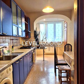 Чоколівський бульв., 10