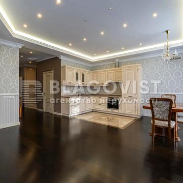 Джона Маккейна вул. (Івана Кудрі), 7