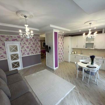 Академіка Філатова вул., 2/1