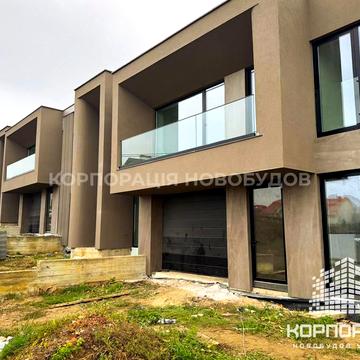 Міжгірська, 1