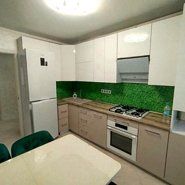 Сучасна 3х кімнатна квартира 60м².р-н Саги 3поверх Автономне опалення