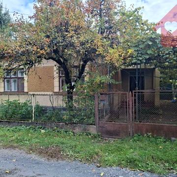 Продаж будинку в чудовій локації!