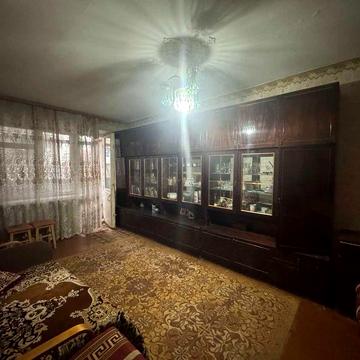 Продаю 1 комнатную квартиру на Чайковского и1