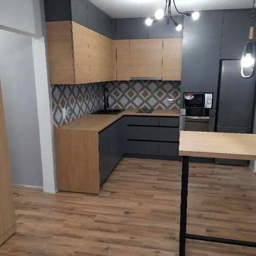 Вишняківська вул., 4