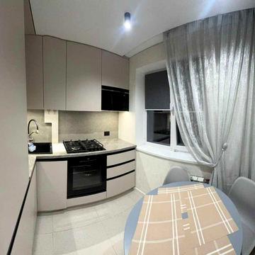 Продам 3к квартиру з ремонтом Пр-т Петра Калнишевського (Косіора)