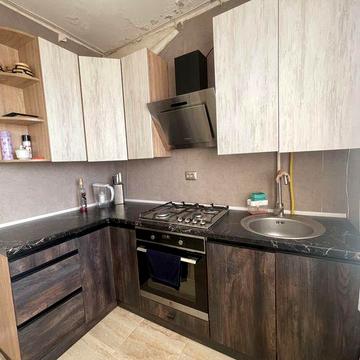 Продажа 4 кім. 10 мкрн. Лівий берег