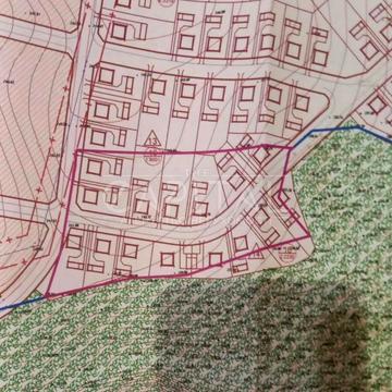 Грушева вул., 1