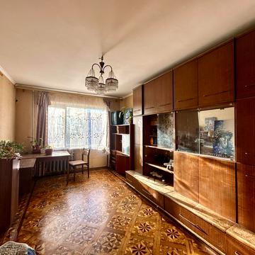 Небесної Сотні просп. (Маршала Жукова), 10